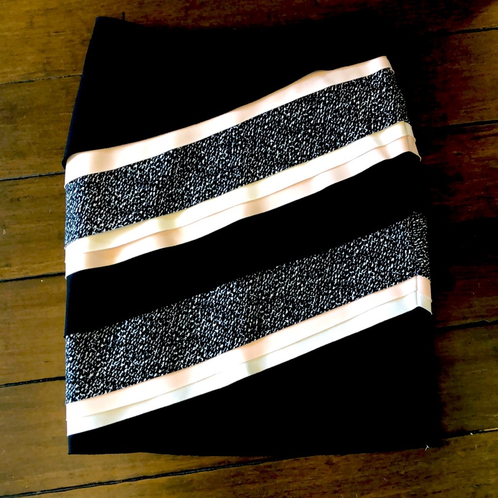 WHBM side zip skirt